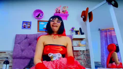 Melanny taylor online show from 3, 10, 2025