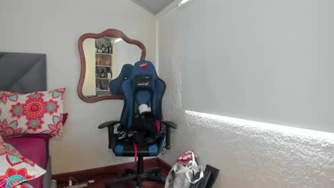 Snapshot of melany_arizaaa chatting on 28, 9, 2025 melany_arizaaa online show from 28, 9, 2025