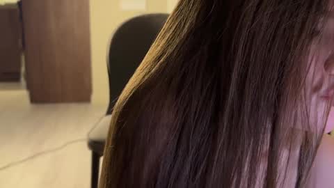 Adel online show from 6, 12, 2024