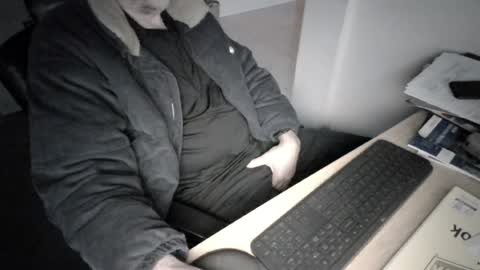 melbguy_075 online show from 28, 7, 2026