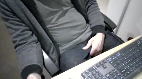melbguy_075 online show from 2, 8, 2026
