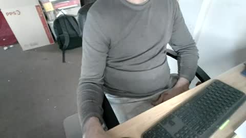 melbguy_075 online show from 3, 8, 2026