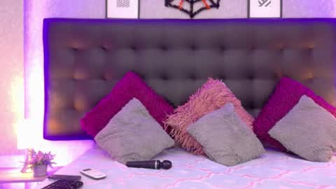 MeleekXXX online show from 25, 10, 2025