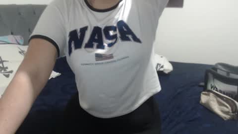 meliinna_xxx online show from 12, 1, 2025