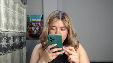 meliinna_xxx online show from 28, 11, 2025