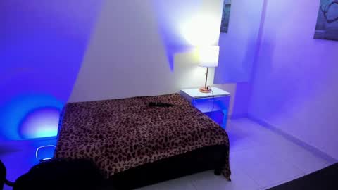 Melina Hope online show from 10, 3, 2025