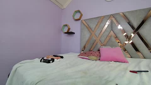 Melissa online show from 19, 2, 2025