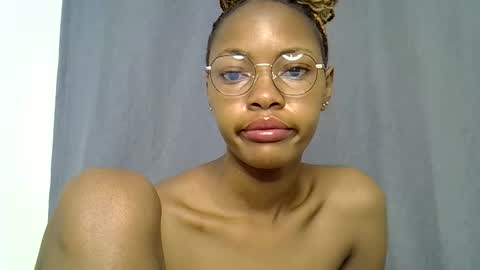 Snapshot of melissah_hot chatting on 4, 3, 2026 melissah_hot online show from 4, 3, 2026