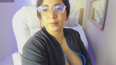 M E L I S S A  online show from 28, 6, 2026