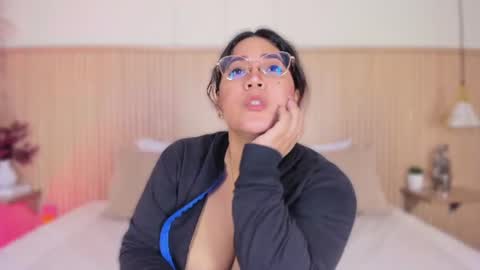 M E L I S S A  online show from 23, 7, 2026