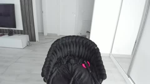 Snapshot of melissanextdoor chatting on 12, 3, 2026 Ariana online show from 12, 3, 2026