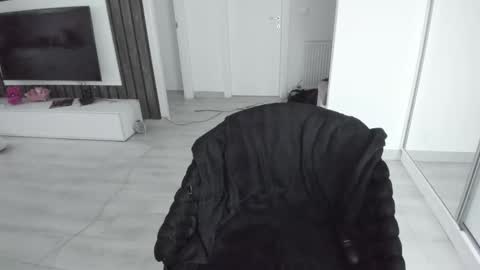 Snapshot of melissanextdoor chatting on 15, 3, 2026 Ariana online show from 15, 3, 2026