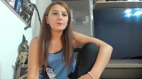 Snapshot of mellbell_ chatting on 20, 10, 2025 MellyMell  online show from 20, 10, 2025