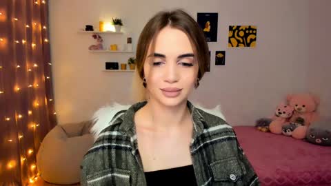 Snapshot of mellifluoustess chatting on 8, 12, 2024 Tessa online show from 8, 12, 2024