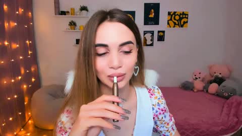 Snapshot of mellifluoustess chatting on 8, 2, 2025 Tessa online show from 8, 2, 2025