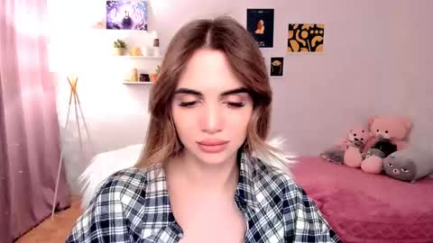 Snapshot of mellifluoustess chatting on 23, 2, 2025 Tessa online show from 23, 2, 2025