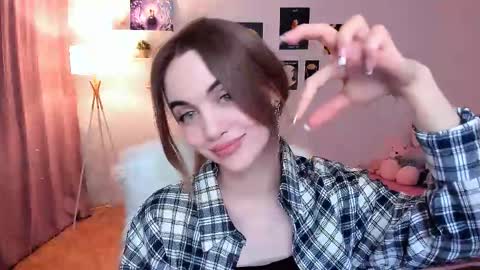 Snapshot of mellifluoustess chatting on 25, 2, 2025 Tessa online show from 25, 2, 2025