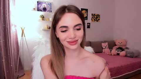 Snapshot of mellifluoustess chatting on 8, 3, 2025 Tessa online show from 8, 3, 2025