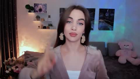 Tessa online show from 16, 12, 2025