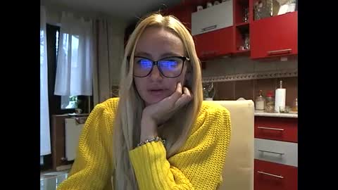 Melly online show from 28, 11, 2025