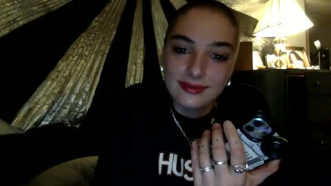 Snapshot of melodicknowledge chatting on 4, 12, 2024 Majesty 3 online show from 4, 12, 2024