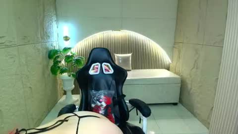 Snapshot of melody_clum chatting on 24, 6, 2026 melody_clum online show from 24, 6, 2026