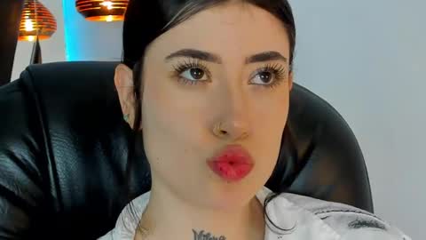 Snapshot of melody_suarez chatting on 17, 1, 2025 MELODY online show from 17, 1, 2025