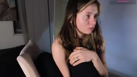 Snapshot of melodykey_x chatting on 23, 2, 2025 melody online show from 23, 2, 2025