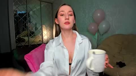 Kaylie online show from 25, 1, 2025