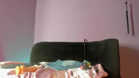 Snapshot of melydoll_ chatting on 17, 3, 2026 Maelly online show from 17, 3, 2026