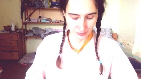 Yummygirl online show from 19, 10, 2025