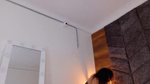  Memphis Williams  online show from 10, 9, 2025