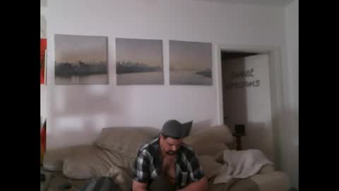 Snapshot of menace2dennis chatting on 27, 2, 2026 Dennis2Menace online show from 27, 2, 2026