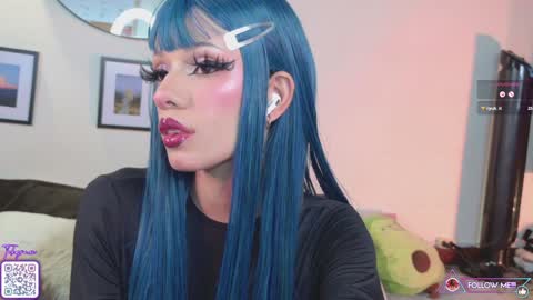 Mena  Help me reach 700 thumbs up online show from 2, 1, 2025