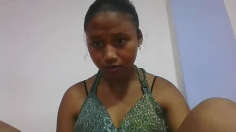 Snapshot of mendrika718601 chatting on 7, 3, 2026 mendrika718601 online show from 7, 3, 2026