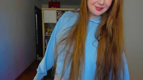 Snapshot of meow_k1tty chatting on 5, 3, 2026 Flora Next stream November 17th at 6 GMT online show from 5, 3, 2026