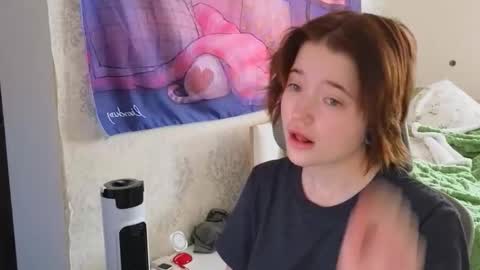 Snapshot of meowki4 chatting on 6, 10, 2025 meowme online show from 6, 10, 2025