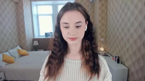 Julie online show from 4, 10, 2025