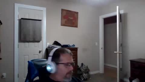 Snapshot of mercer1977 chatting on 3, 10, 2025 mercer1977 online show from 3, 10, 2025