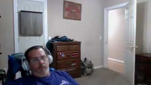 Snapshot of mercer1977 chatting on 27, 10, 2025 mercer1977 online show from 27, 10, 2025