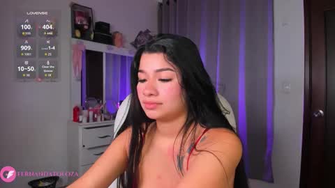 Snapshot of merlia_model chatting on 23, 11, 2025 instagram fernandatoloza01 online show from 23, 11, 2025