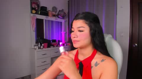 Snapshot of merlia_model chatting on 1, 12, 2025 instagram fernandatoloza01 online show from 1, 12, 2025