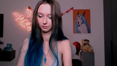 mermaidvibestides online show from 18, 3, 2026