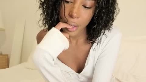 meruboo online show from 7, 10, 2025