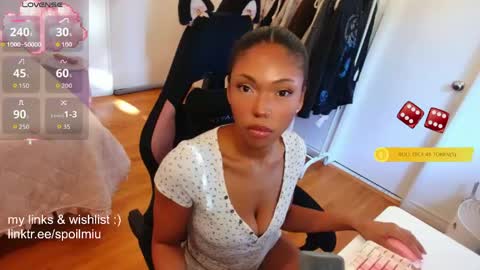 mew2wo online show from 4, 6, 2026