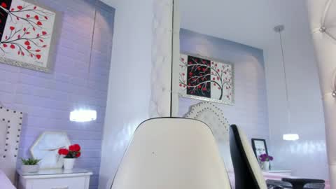 Snapshot of meybaldini chatting on 1, 7, 2026 Mey Cute online show from 1, 7, 2026