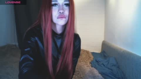 Snapshot of mezzalunaa chatting on 6, 1, 2025 vollmond online show from 6, 1, 2025