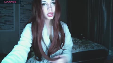 Snapshot of mezzalunaa chatting on 24, 2, 2025 vollmond online show from 24, 2, 2025