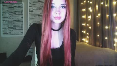 Snapshot of mezzalunaa chatting on 11, 3, 2025 vollmond online show from 11, 3, 2025