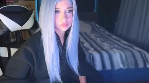 Snapshot of mezzalunaa chatting on 26, 9, 2025 vollmond online show from 26, 9, 2025